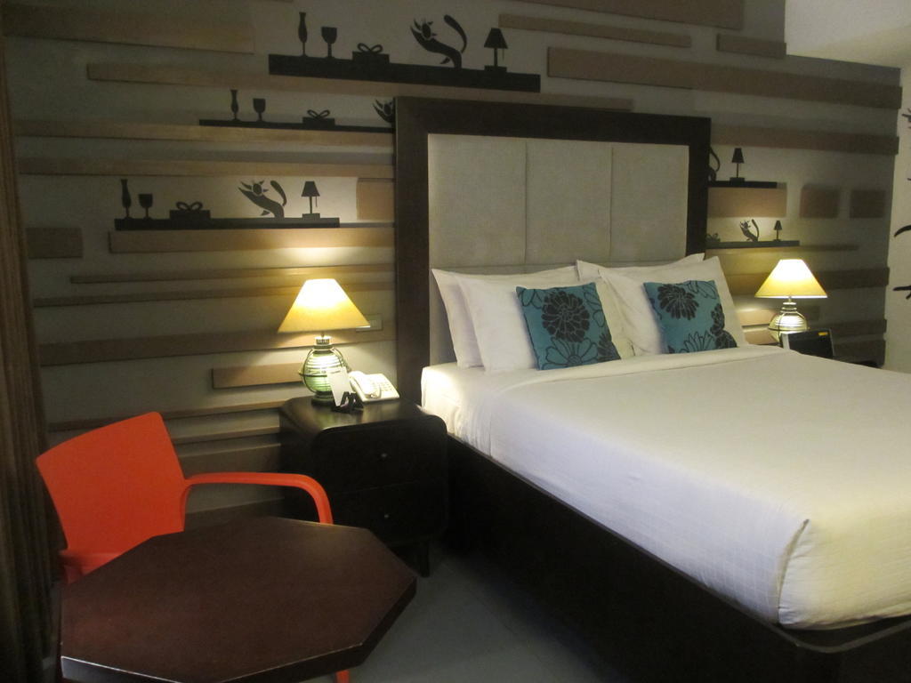 The Theodore Hotel 따가이따이 외부 사진