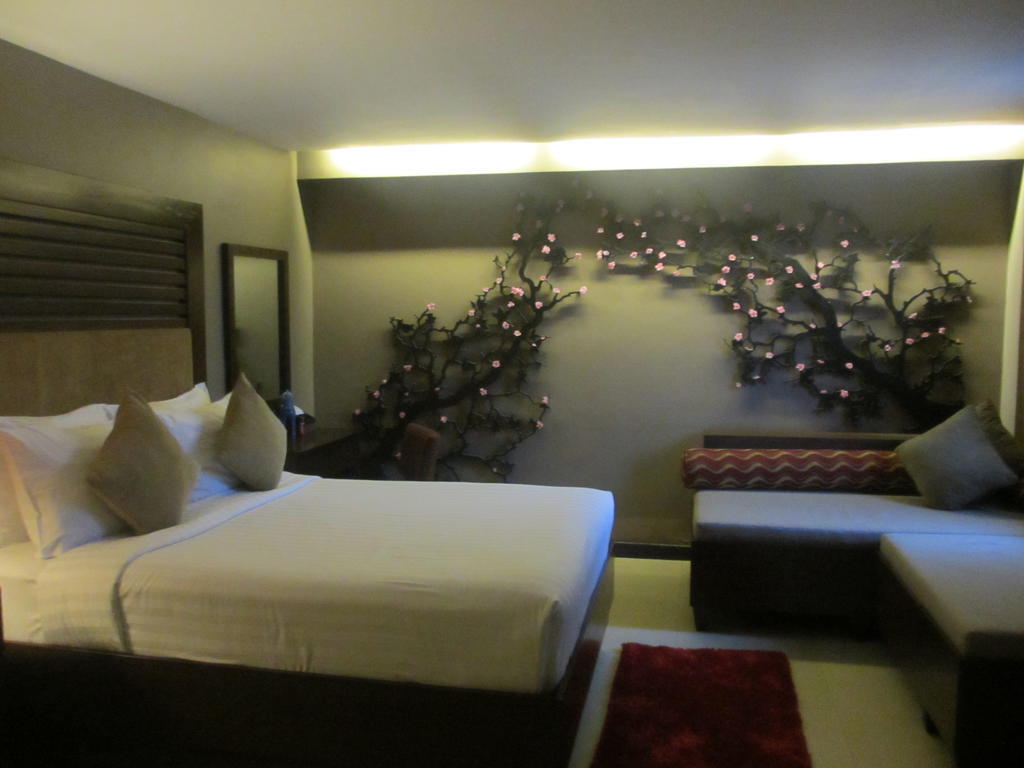 The Theodore Hotel 따가이따이 외부 사진