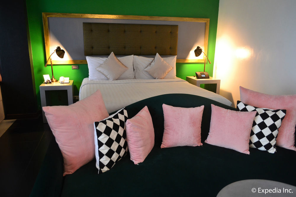 The Theodore Hotel 따가이따이 외부 사진